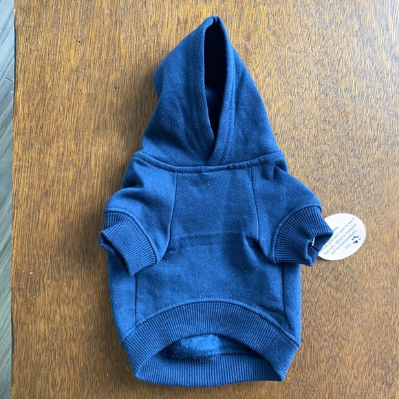 Dressed by Finn Pet Hoodie - Picture 4 of 4